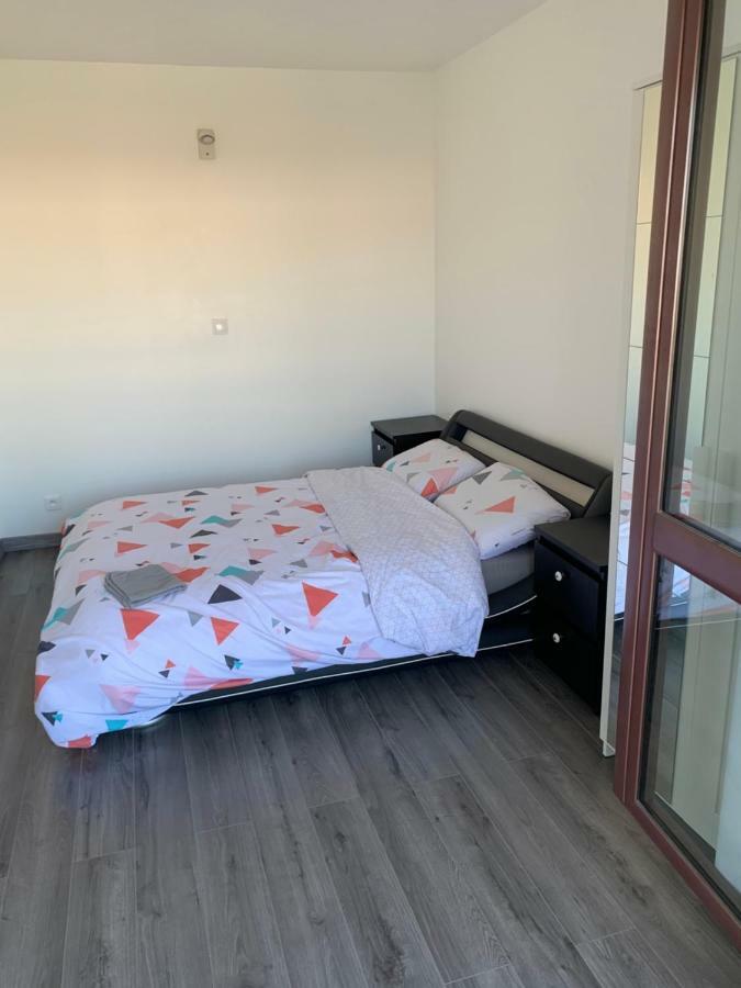 Grand Appartement A Louer Vue Sur Seine Melun Exterior foto
